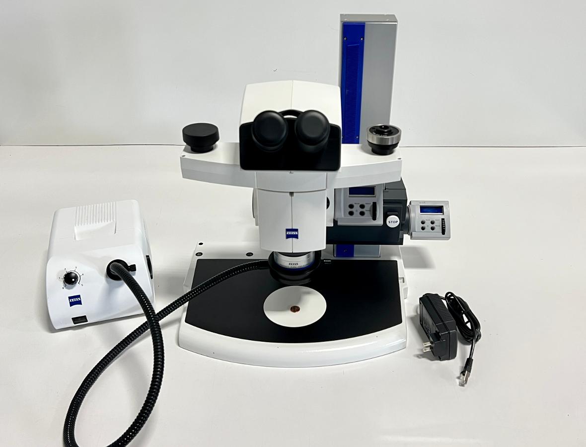 ZEISS DISCOVERY V12 STEREO MICROSCOPE