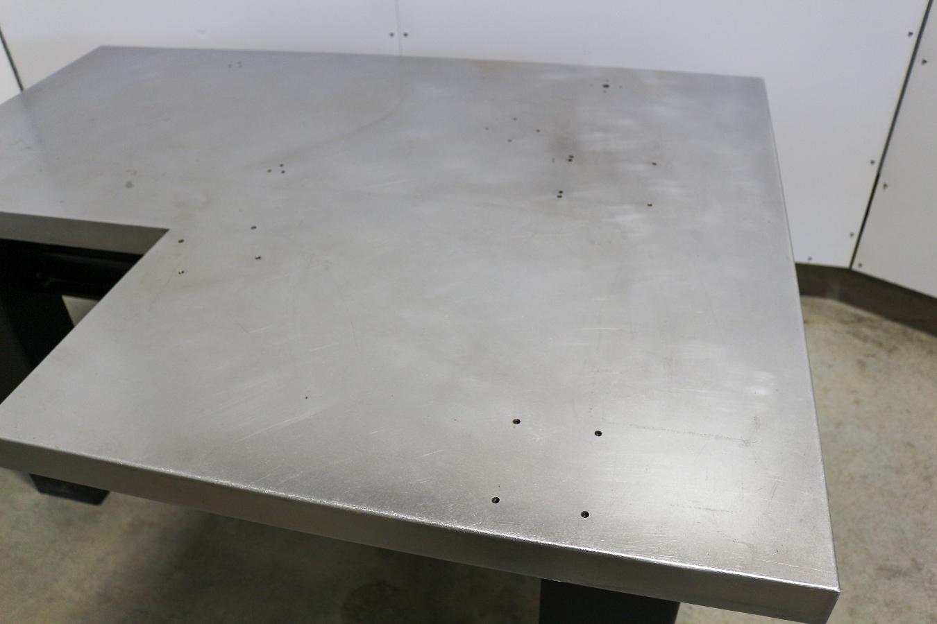 https://www.4semi.com/clientresources/107/108/60/560/219225-2-TMC-14-22143-Active-Vibration-Isolation-Table-3.jpg