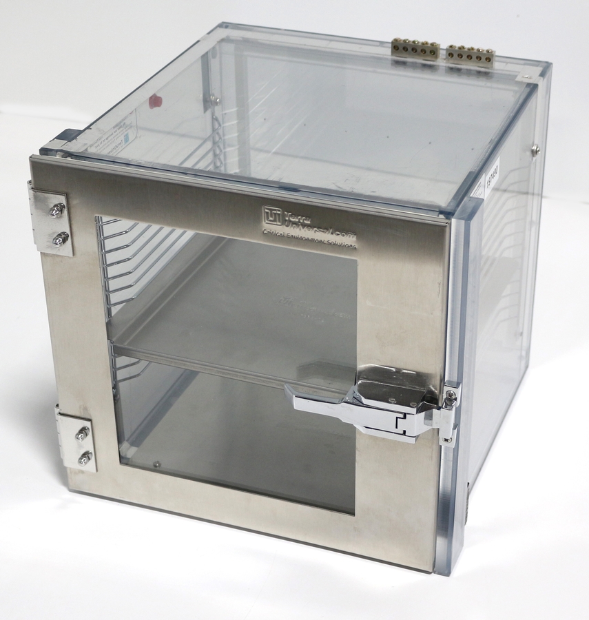 https://www.4semi.com/clientresources/107/108/72/572/197490-2-Terra-Universal-3950-21A-Adjust-A-Shelf-Desiccator-2.jpg