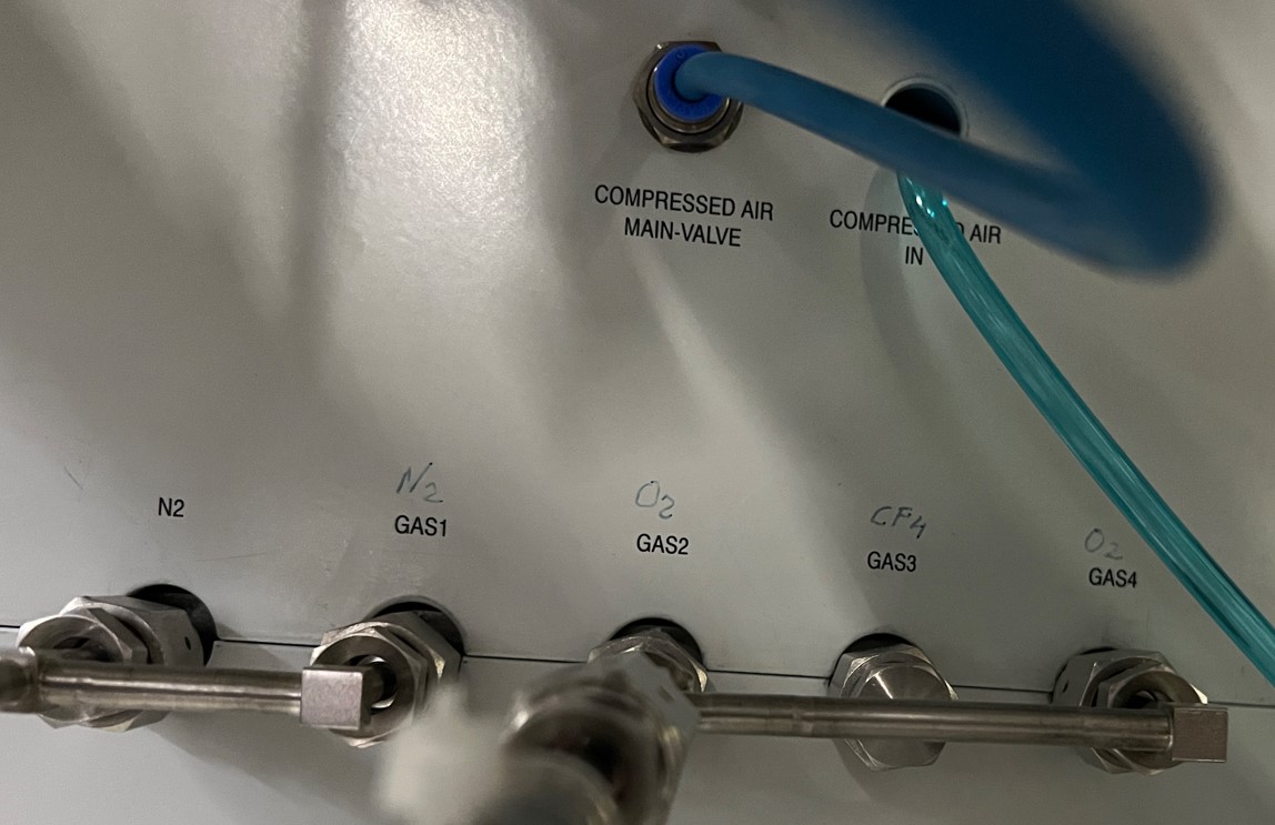 https://www.4semi.com/clientresources/84219/84223/36/77436/267622-3-TEPLA4D_gas_supply.JPG